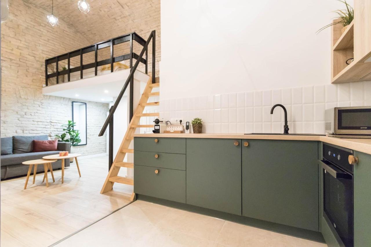 Kiraly Downtown Apartment *