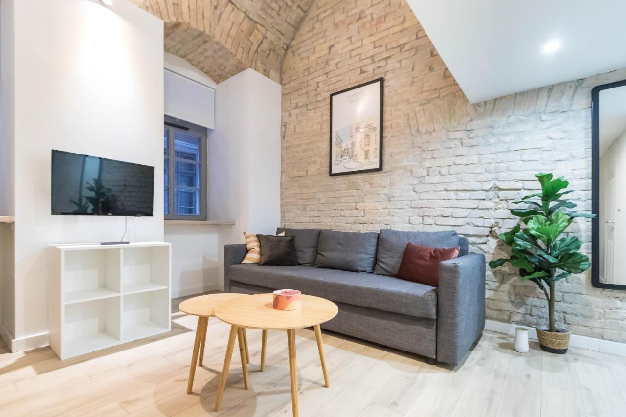 Kiraly Downtown Apartment